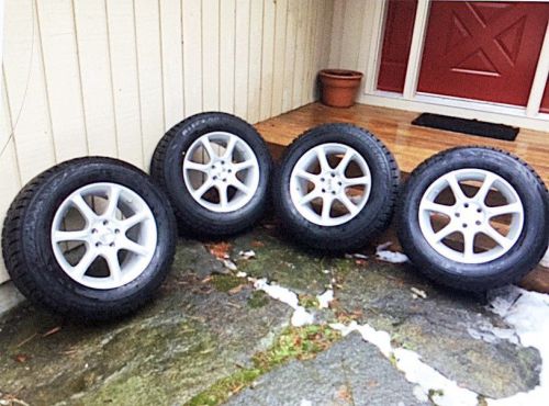 4-blizzack winter tires-225/65r16 with new rims mounted incl.tmps- like new