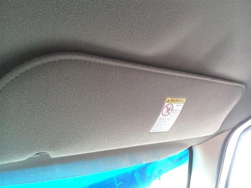 E350      1998 sun visor 800573