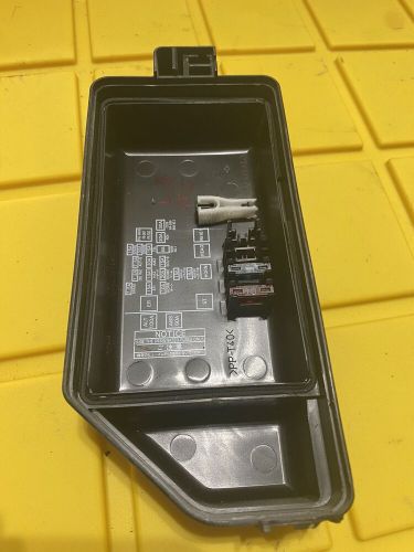1995 Lexus Toyota ES300 Under the Hood Fuse Lid Relay Box Cover Black OEM, US $29.79, image 3