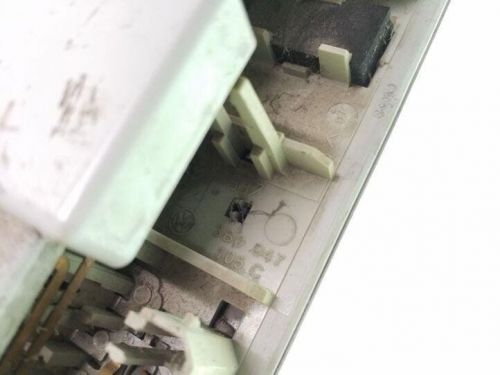 Vw passat b5 3b2 3b0947105c innenleuchte 1.90 diesel 81kw 2003 25644990