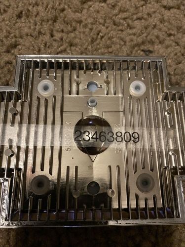 Genuine GM Tailgate Emblem 23463809, US $10.00, image 2