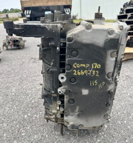 Freshwater Early 70's OEM Mercury In-Line 4-CYL 115 HP Outboard Powerhead, US $250.00, image 7