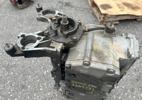 Freshwater Early 70's OEM Mercury In-Line 4-CYL 115 HP Outboard Powerhead, US $250.00, image 8