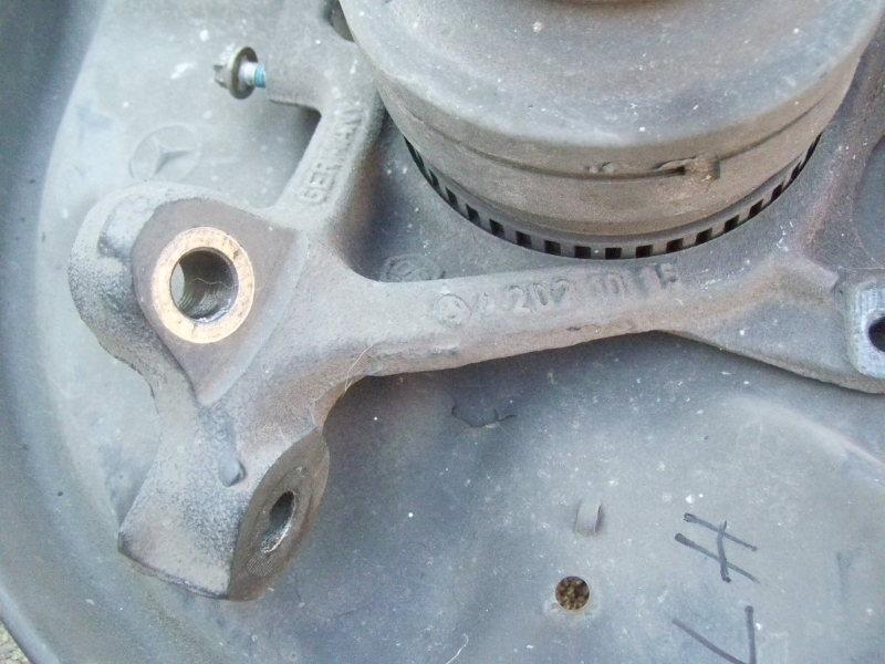 MERCEDES CLK320 W208 CLK REAR AXLE SPINDLE SUSPENSION PARTS CAR CONVERTIBLE , US $275.00, image 4