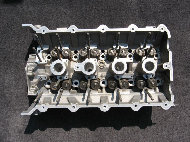 Bmw cylinder head, no cracks! bolt on condition, 4 cylinder, 318i 318is 318ti 