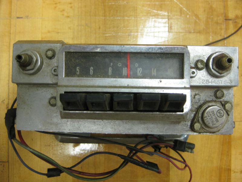 Original am radio ford mustang 1964 - 1966 untested