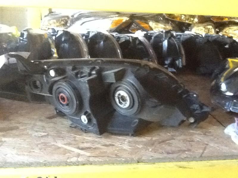 Toyota Sienna Headlight OEM 11-12, US $275.00, image 2