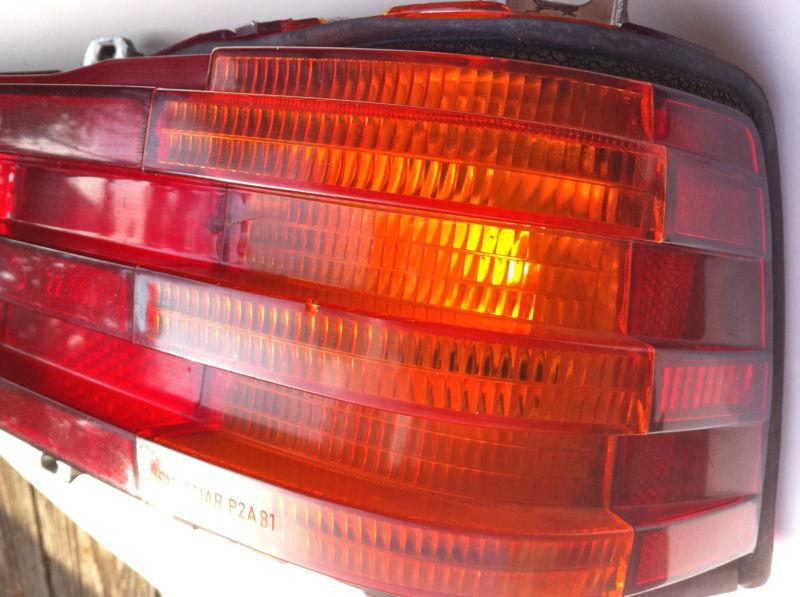 Mercedes w123 1976-1985 300D SD OEM RIGHT Tail light assembly & lens nice!, US $29.50, image 3