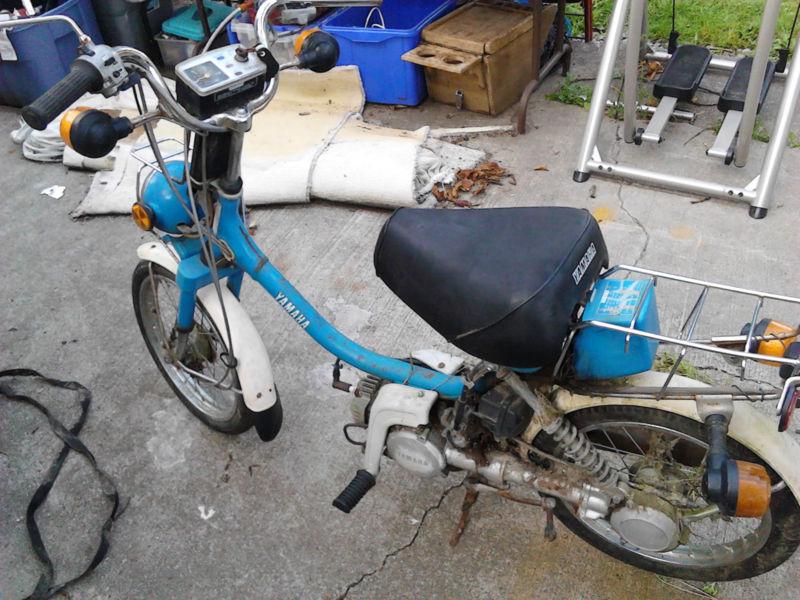 Yamahopper blinker's with good len's (set of 4) front and back-clean-used-used--