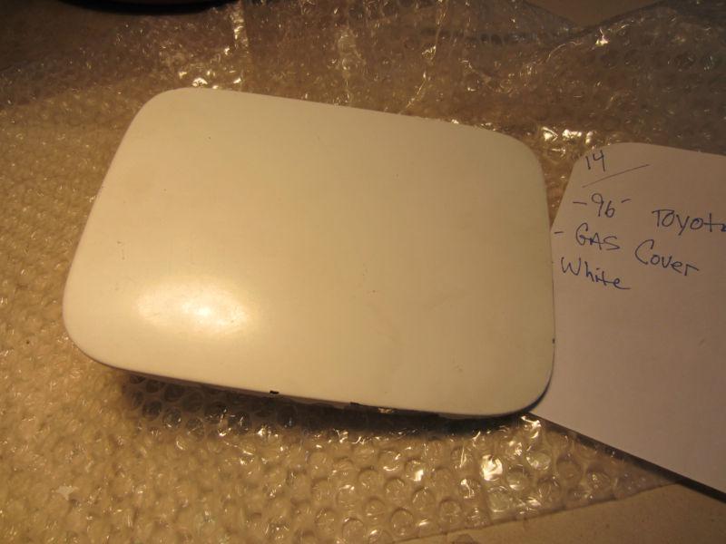 Buy 9602 Toyota 4Runner GAS DOOR FUEL LID WHITE in Alta, California