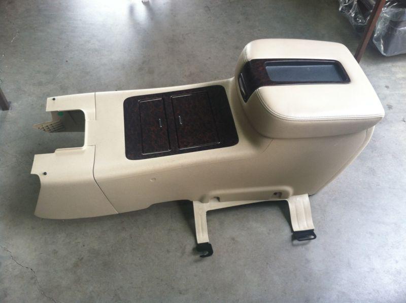 2007-2013 chevrolet silverado suburban tahoe yukon cahmere tan center console