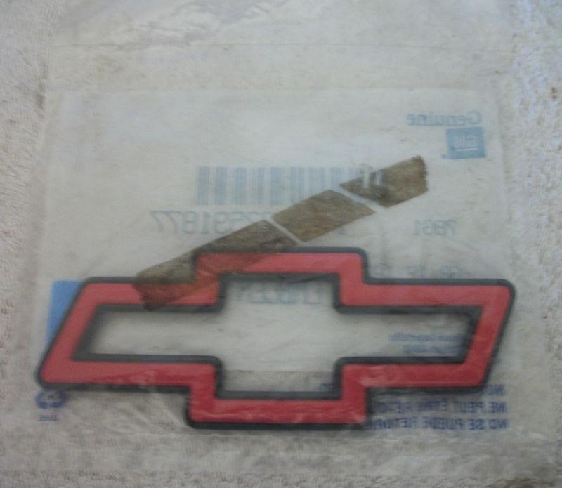 Find GM 19941996 Red Bowtie Grill Emblem Part 22591877 New NOS
