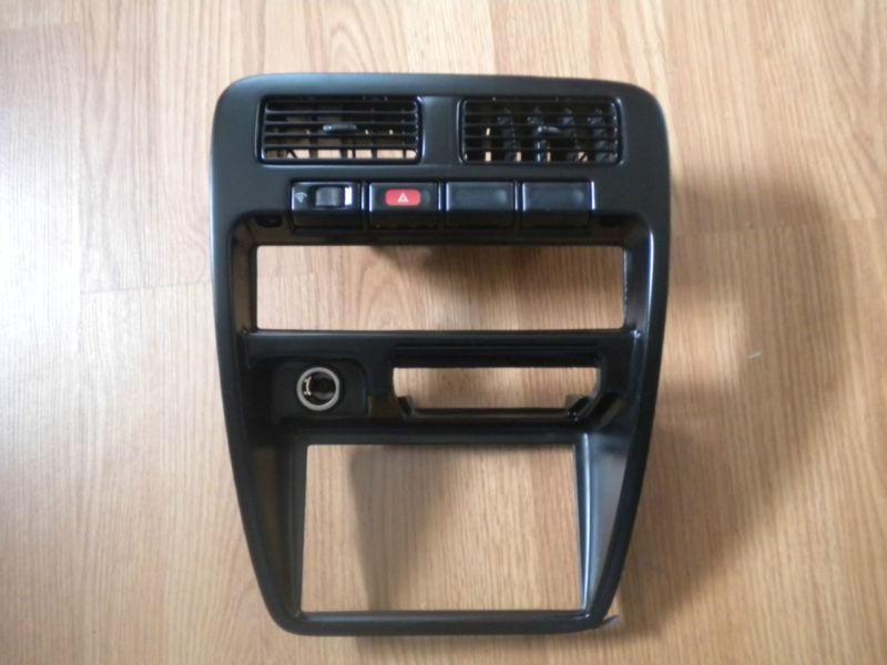 Nissan pathfinder 94-95 hardbody  94-97 radio control dash bezel 