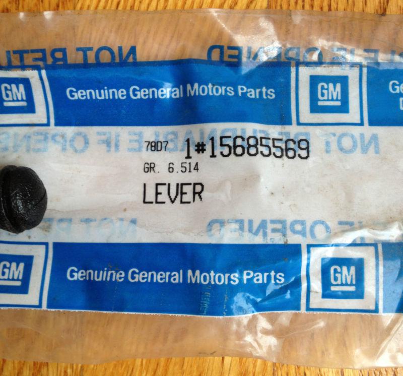 GM LEVER ( CORVETTE ? ) NOS 15685569 GR 6.514, US $15.00, image 2