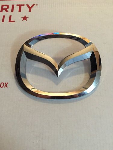 2014-15 mazda 6 trunk lid emblem ghk151730 used