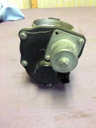 Used throttle body 6l3e-aa ford lincoln 2004-2010