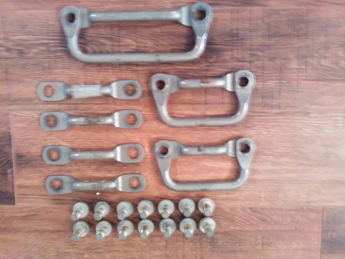 00-06 tahoe yukon escalade 3rd row seat striker bracket set