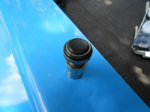 88 89 90 91 92 93 94 jeep cherokee wagoneer chrome/black cigarette lighter