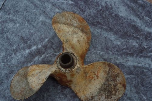 1972 johnson outboard motor (seahorse) propeller aprox 10.5" dia 40hp or smaller