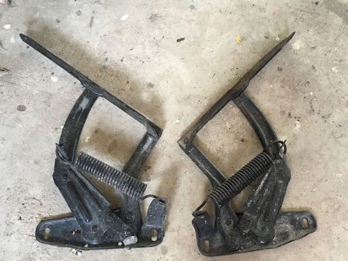 Chevrolet nova,camaro,chevelle etc hood hinges