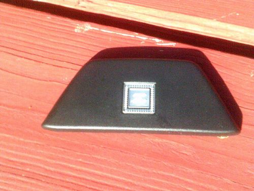 79-83 datsun 280zx steering wheel horn button black with emblem nice oem part