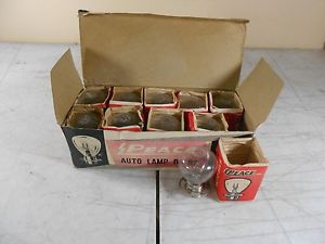Lot of 10 vintage nos peace 6v auto lamp bulbs in original box