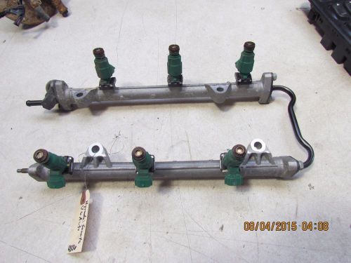 99-05 hyundai sonata v6 fuel injectors set w/ rail w/ pressure regulator
