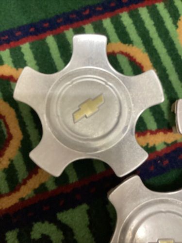 2008-10 Chevrolet Equinox Wheel Center Cap Part# 9596225 1 Piece, US $20.00, image 3