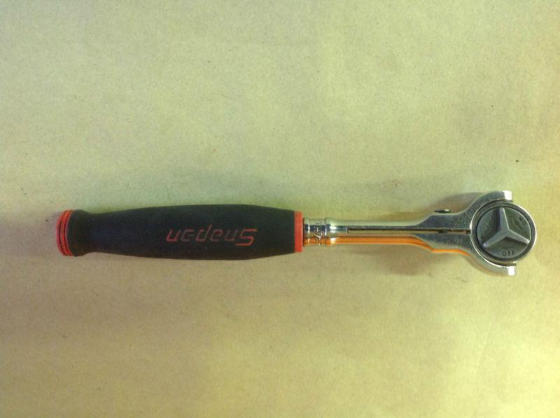 Snap on 1/4 inch flex head round ratchet 