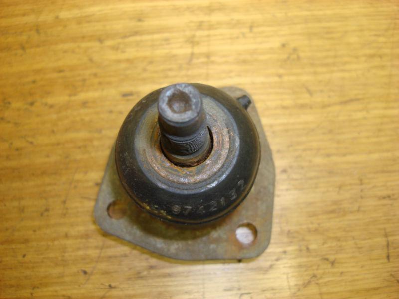 Find NOS 6382 PAIR OF GENUINE GM CHEVROLET UPPER BALL JOINTS 3865827