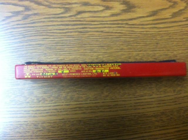 Self powered exit light aircraft airplane aviation t-light dated 1981