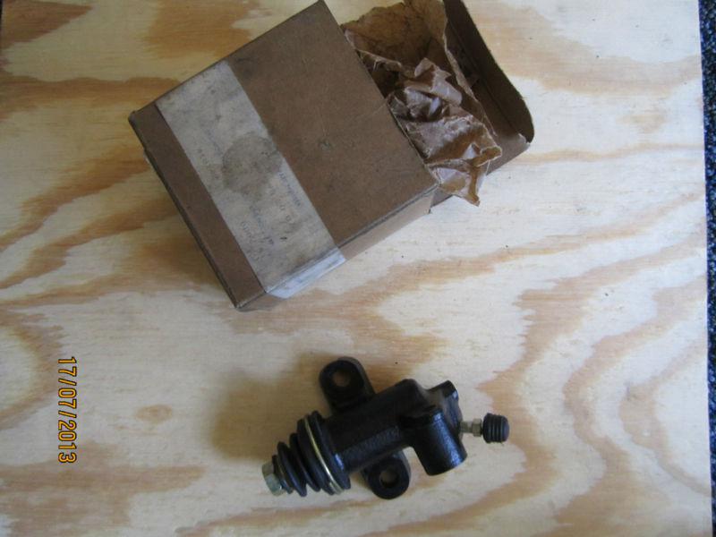 Cylinder/slave mercedes benz