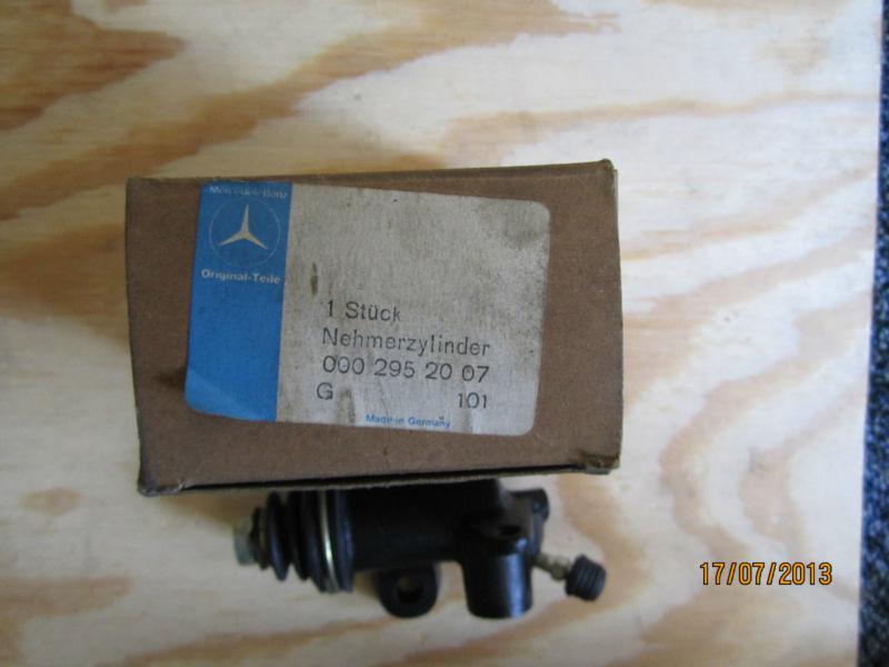 Cylinder/Slave Mercedes Benz, US $24.00, image 2