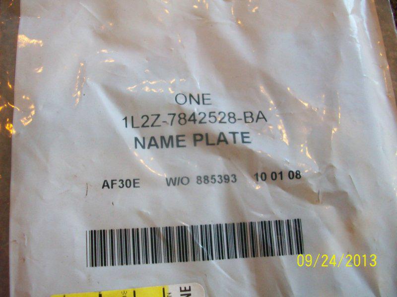 Nameplate 2001-2003 ford explorer