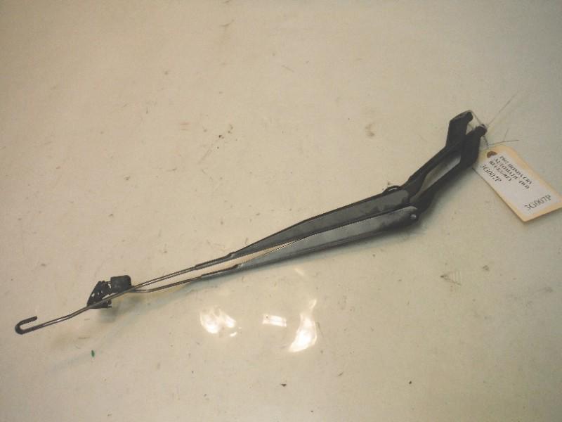 Find 1997 HONDA CRV 4WD WINDSHIELD WIPER ARM PAIR OEM in Orange Park