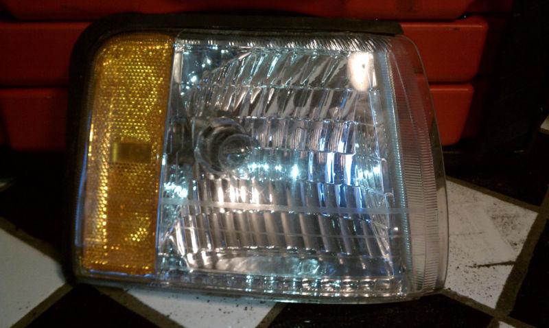 97 98 99 cadillac deville driver corner marker head light oem
