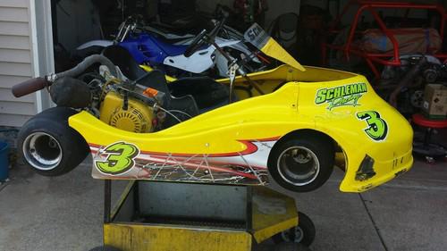 Race ready gangster with a honda 6.5 circle track