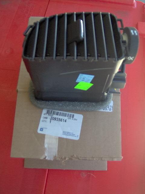 New gm oem air deflector passenger side silverado avalanche tahoe yukon suburban