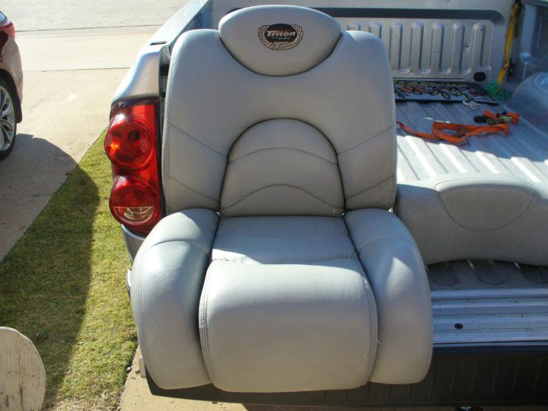 2005 Triton Bass Boat Seats In Oklahoma City Us For 112 50 - Triton Boat Seat Covers