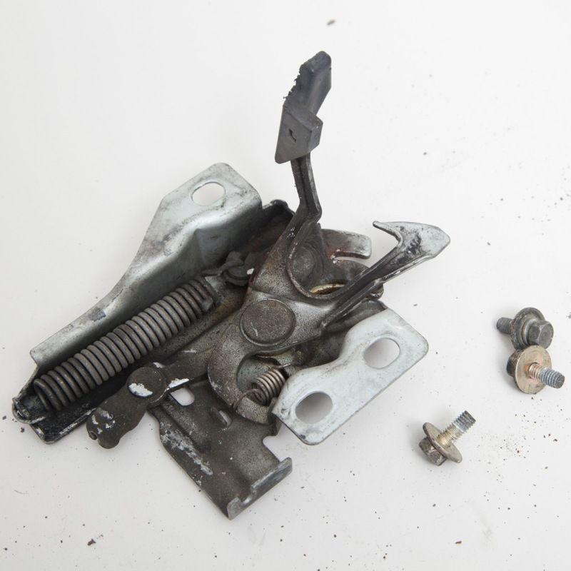 Sell Hood locking latch assembly w/bolts Honda CRX 86 DX, D15A2 OEM