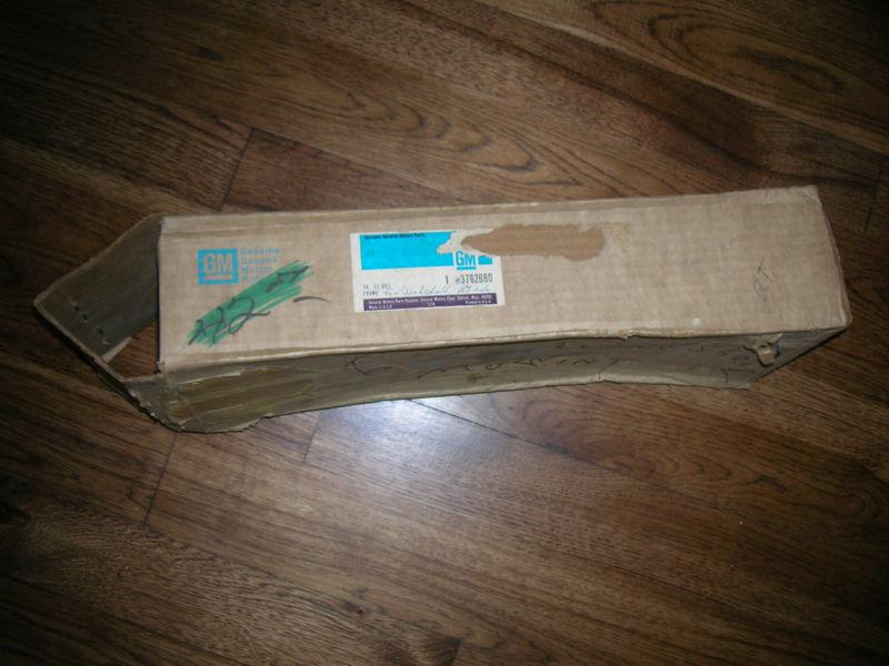 NOS GM 1956-1962 CORVETTE WINDSHIELD POST 3762680 ... 283 327 2x4 FI fuelie posi, US $499.95, image 3