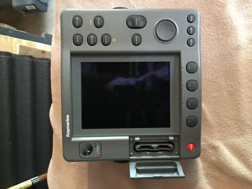 Raymarine l760
