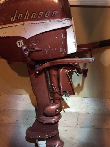Vintage johnson seahorse 7.5 horse-power motor 1958 collectors item!