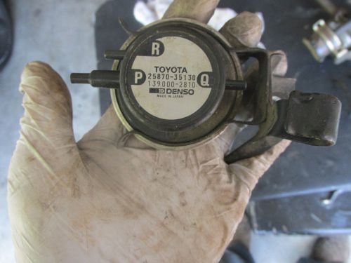 89 to 95 toyota 4runner surf hilux pickup truck egr vacuum modulator 25870-35130