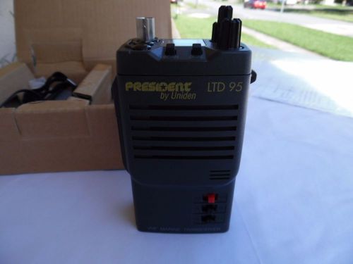 Uniden president ltd95 vhf handheld marine radio in box