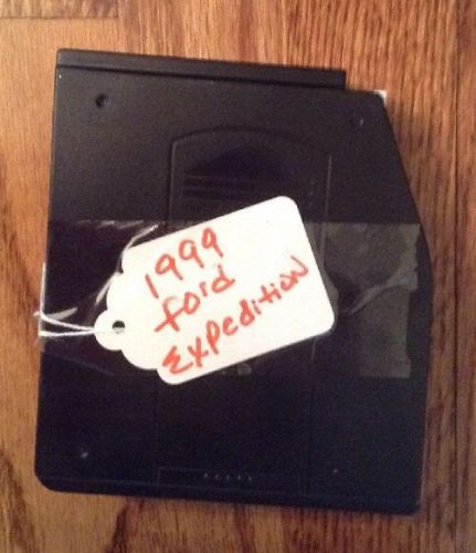 1999 ford expedition cd magazine
