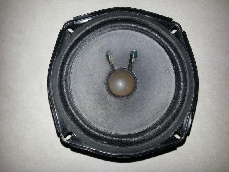 99-06 denali silverado tahoe yukon *bose* rear door speaker - oem