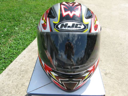 Preowned but in excellent condition - hjc motorbike helmet - size xl