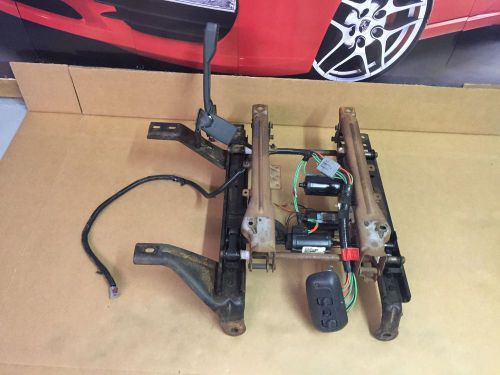 02 03 04 05  dodge ram 1500 lh driver power electric seat track non heat oem