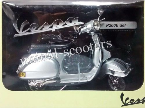 Vespa p200e del scooter model brand new v4649